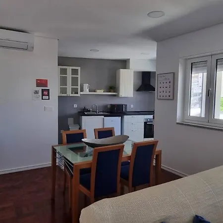 Casa Da Praca 2 דירה